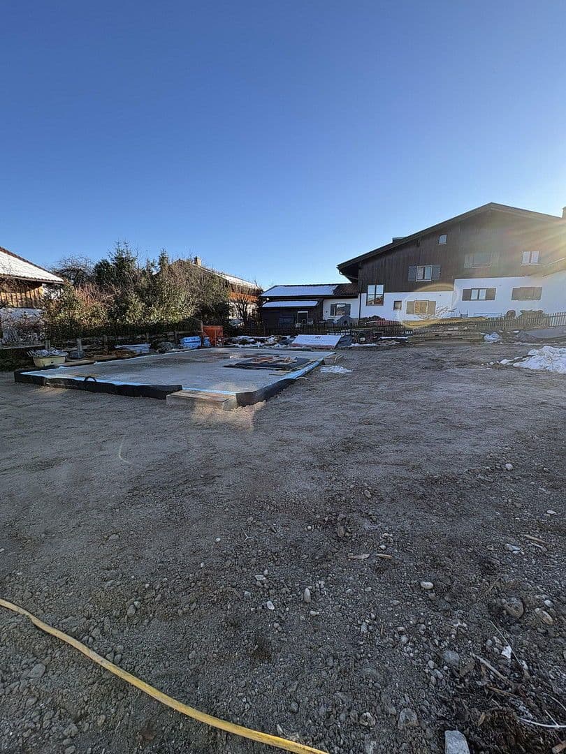 Predaj domu 180 m², pozemek 419 m², Rosenweg 4, Waakirchen, Bavorsko Predaj domu 180 m², pozemek 419 m², Rosenweg 4, Waakirchen, Bavorsko