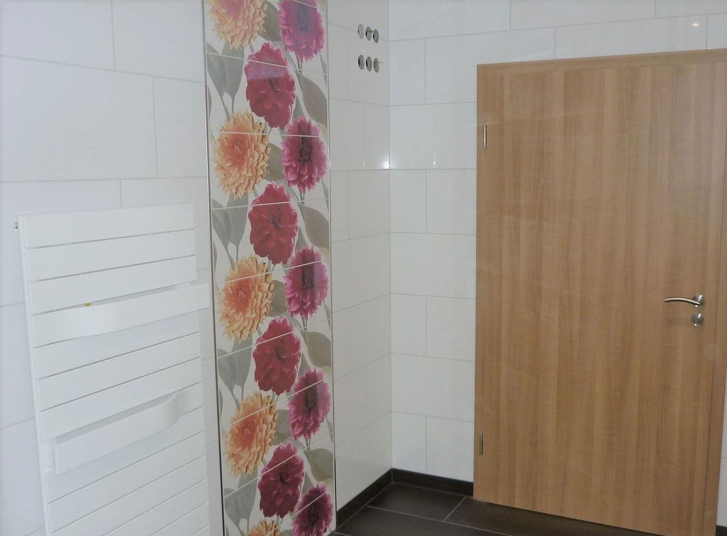 Predaj domu 211 m², pozemek 690 m², Plattling, Bavorsko Predaj domu 211 m², pozemek 690 m², Plattling, Bavorsko