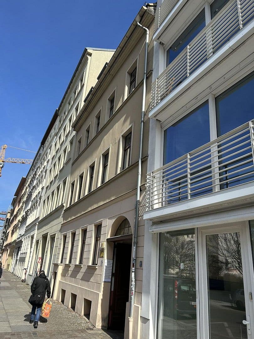 Predaj domu 1.000 m², pozemek 1.078 m², Berlin, Berlín Predaj domu 1.000 m², pozemek 1.078 m², Berlin, Berlín