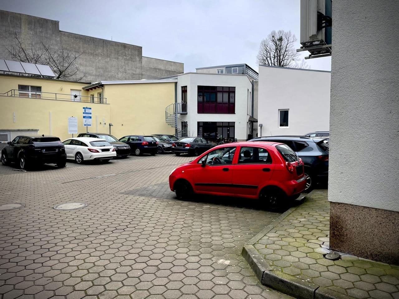 Prenájom kancelárie 60 m², Lübecker Strasse 25-27, Schwerin, Meklenbursko-Predpomoransko Prenájom kancelárie 60 m², Lübecker Strasse 25-27, Schwerin, Meklenbursko-Predpomoransko