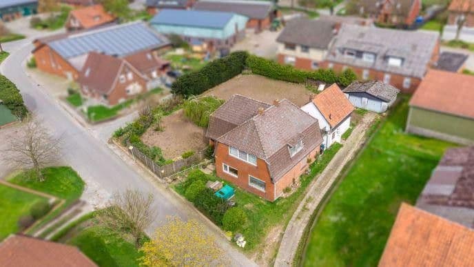 Predaj domu 211 m², pozemek 1.400 m², Lamstedt, Dolné Sasko Predaj domu 211 m², pozemek 1.400 m², Lamstedt, Dolné Sasko