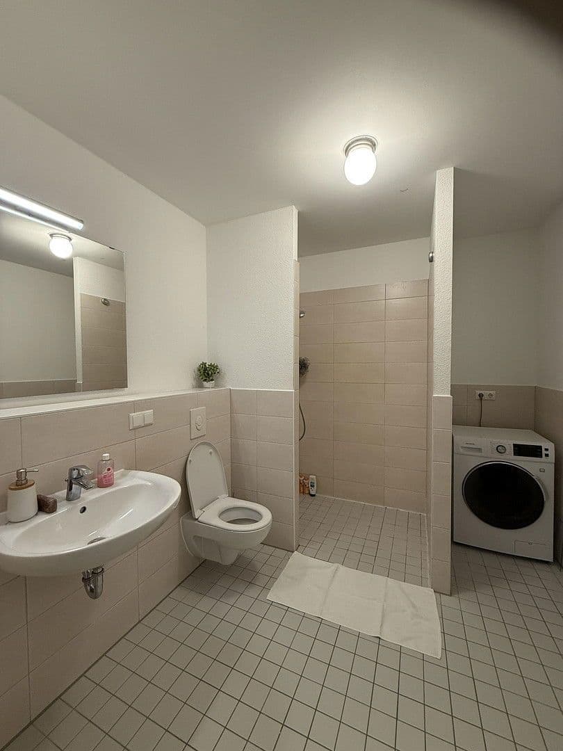 Prenájom domu 55 m², pozemek 1 m², Berlin, Berlín Prenájom domu 55 m², pozemek 1 m², Berlin, Berlín