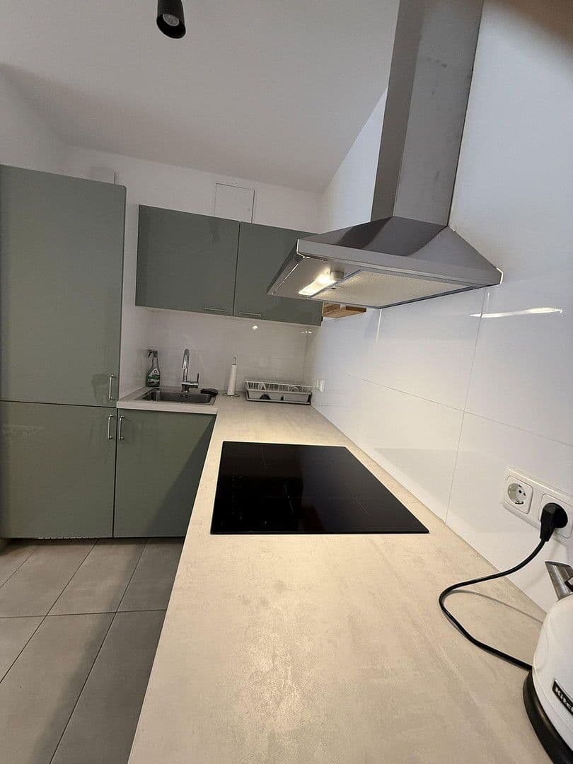 Prenájom domu 55 m², pozemek 1 m², Berlin, Berlín Prenájom domu 55 m², pozemek 1 m², Berlin, Berlín