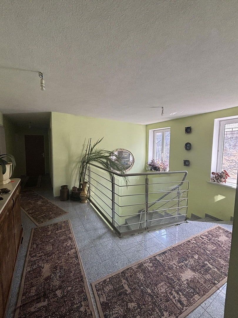 Predaj domu 420 m², pozemek 1.600 m², Drasenhofen, Dolné Rakúsko Predaj domu 420 m², pozemek 1.600 m², Drasenhofen, Dolné Rakúsko