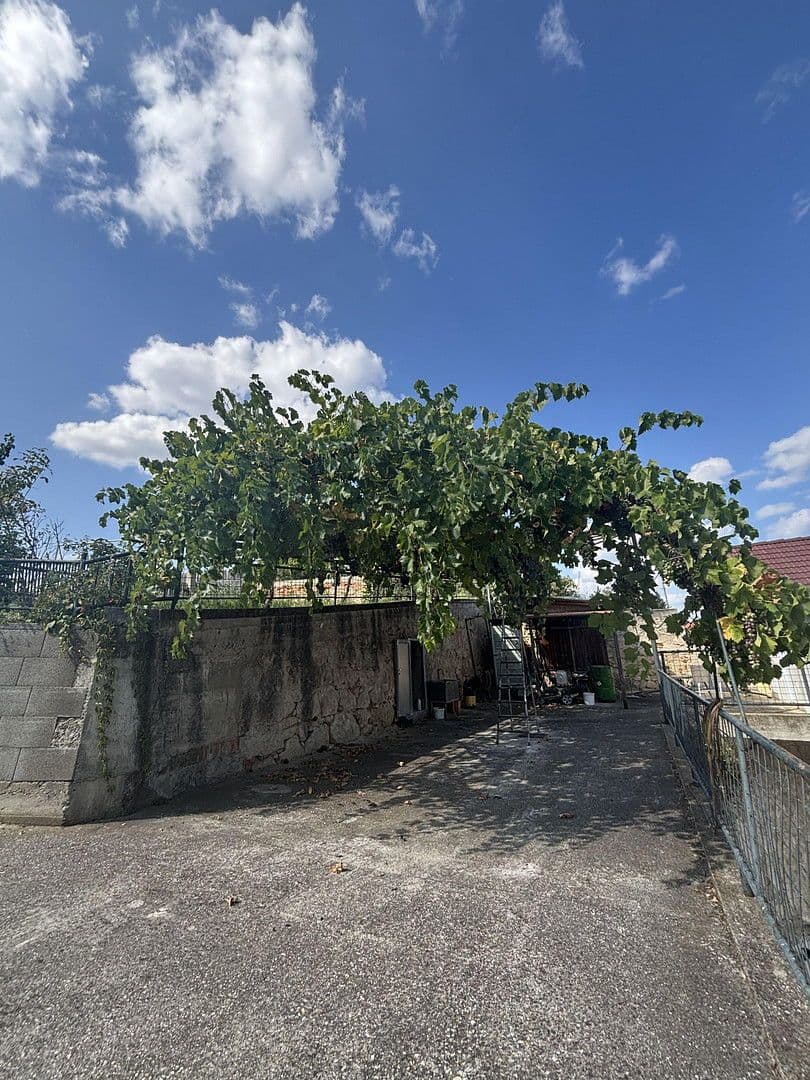 Predaj domu 420 m², pozemek 1.600 m², Drasenhofen, Dolné Rakúsko Predaj domu 420 m², pozemek 1.600 m², Drasenhofen, Dolné Rakúsko