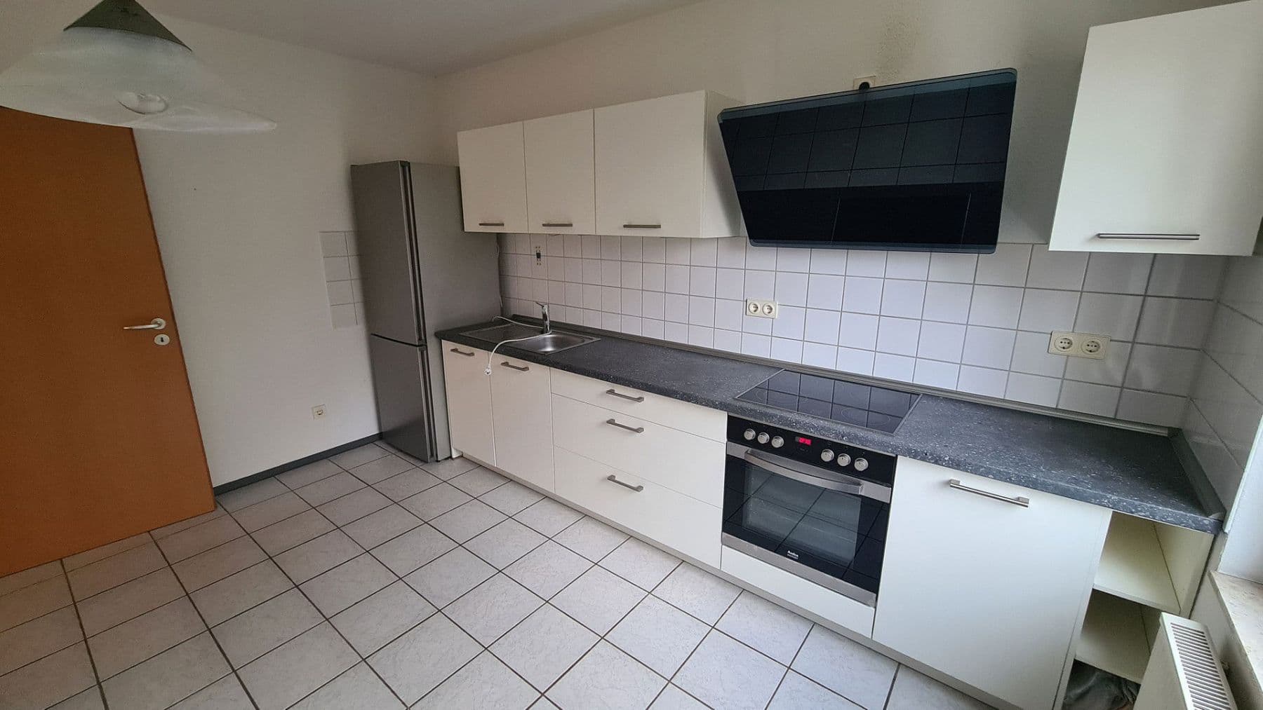 Prenájom bytu 2-izbový 78 m², Suhl, Durínsko Prenájom bytu 2-izbový 78 m², Suhl, Durínsko
