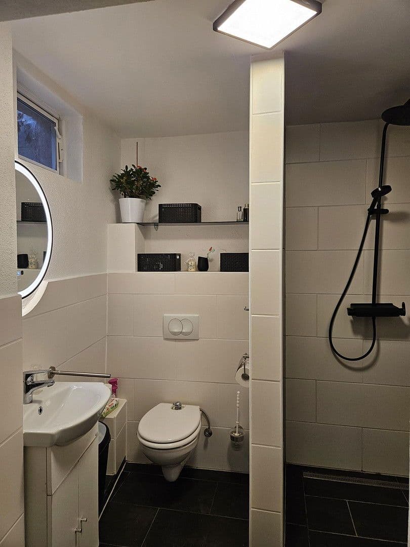 Predaj domu 145 m², pozemek 452 m², Altmannstein, Bavorsko Predaj domu 145 m², pozemek 452 m², Altmannstein, Bavorsko