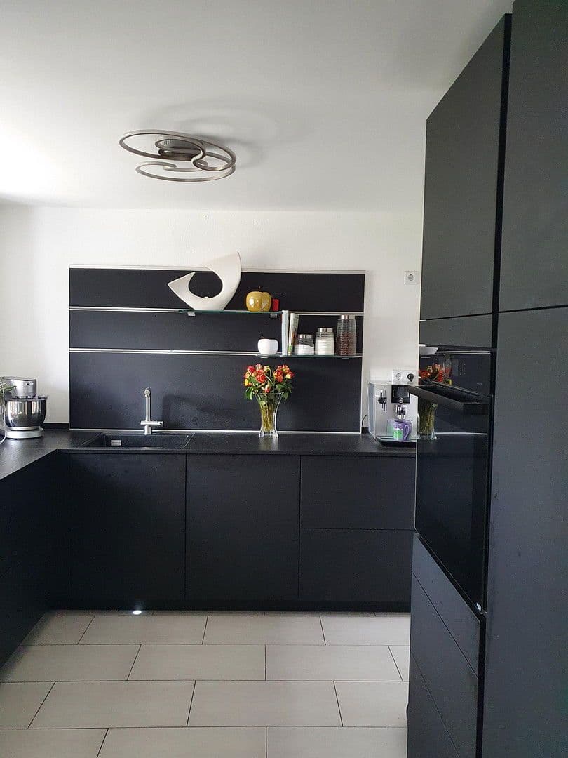 Predaj domu 145 m², pozemek 452 m², Altmannstein, Bavorsko Predaj domu 145 m², pozemek 452 m², Altmannstein, Bavorsko