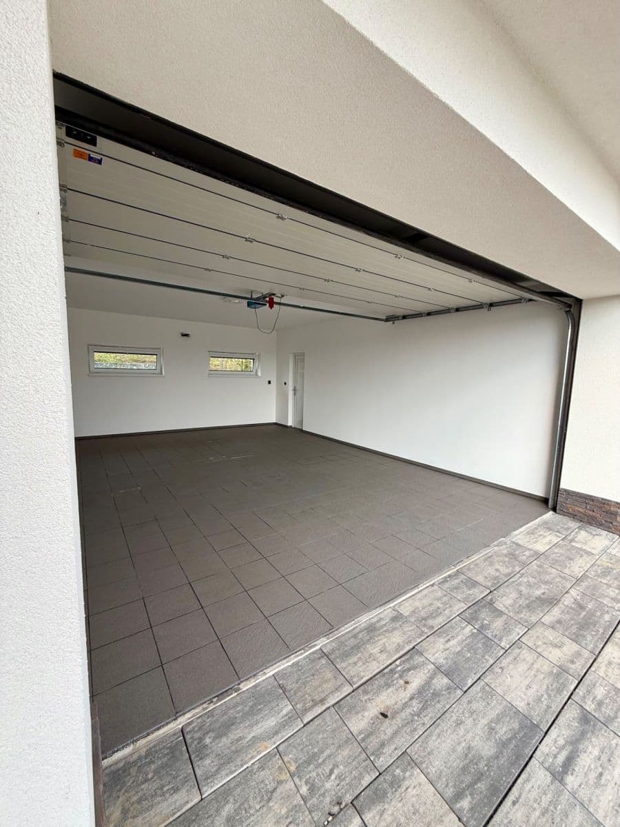 Predaj domu 180 m², pozemek 881 m², Ladova, Olomouc, Olomoucký kraj Predaj domu 180 m², pozemek 881 m², Ladova, Olomouc, Olomoucký kraj