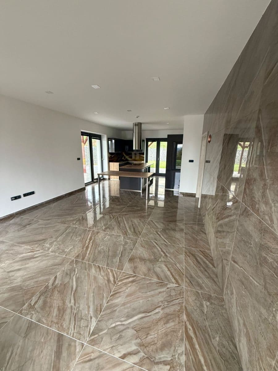 Predaj domu 180 m², pozemek 881 m², Ladova, Olomouc, Olomoucký kraj Predaj domu 180 m², pozemek 881 m², Ladova, Olomouc, Olomoucký kraj