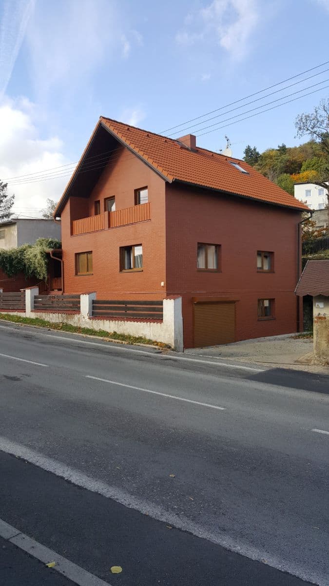 Predaj domu 300 m², pozemek 428 m², Alej Boženy Němcové, Most, Ústecký kraj Predaj domu 300 m², pozemek 428 m², Alej Boženy Němcové, Most, Ústecký kraj