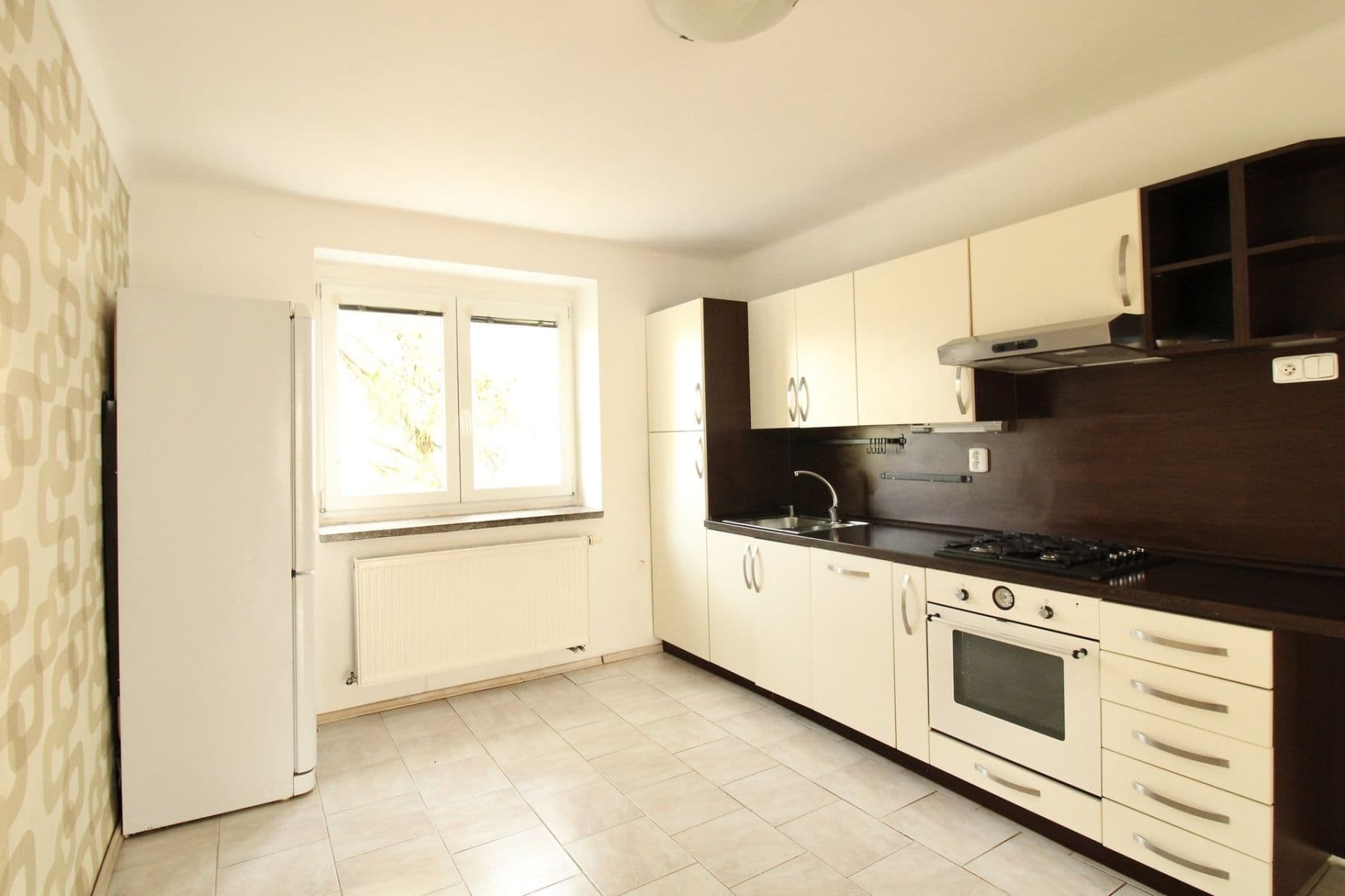 Prenájom bytu 2-izbový 52 m², Petrohradská, Kladno, Středočeský kraj Prenájom bytu 2-izbový 52 m², Petrohradská, Kladno, Středočeský kraj