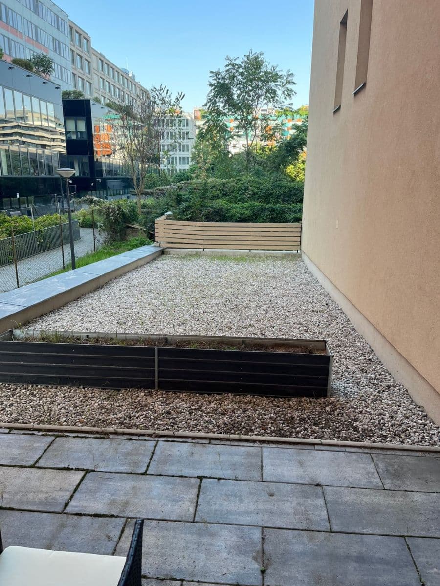 Predaj bytu 2-izbový 80 m², U Mlýnského kanálu, Praha, Praha Predaj bytu 2-izbový 80 m², U Mlýnského kanálu, Praha, Praha