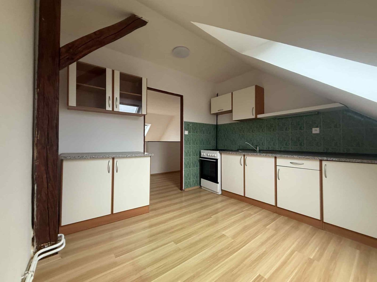 Prenájom bytu 2-izbový 70 m², Palackého, Dubí, Ústecký kraj Prenájom bytu 2-izbový 70 m², Palackého, Dubí, Ústecký kraj