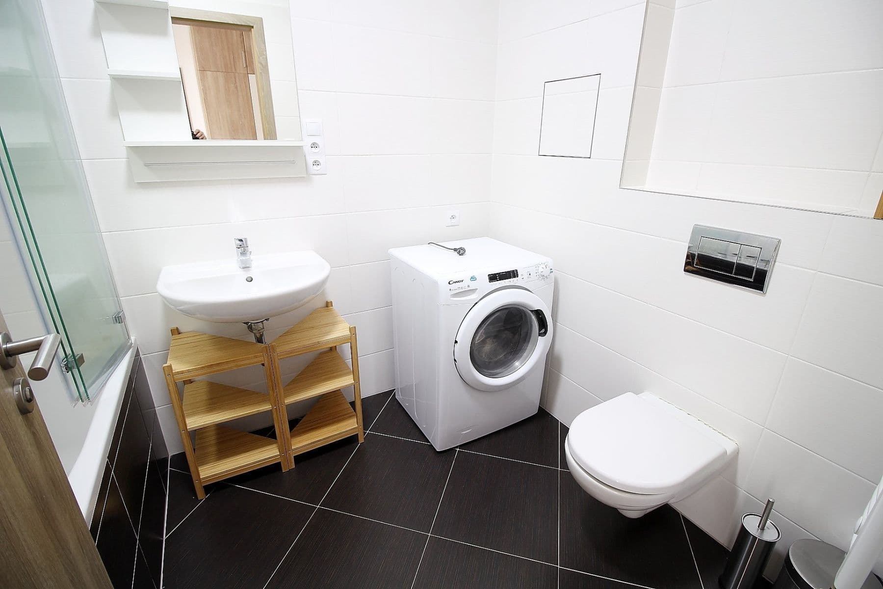 Predaj bytu 2-izbový 51 m², Mantovská, Praha, Praha Predaj bytu 2-izbový 51 m², Mantovská, Praha, Praha