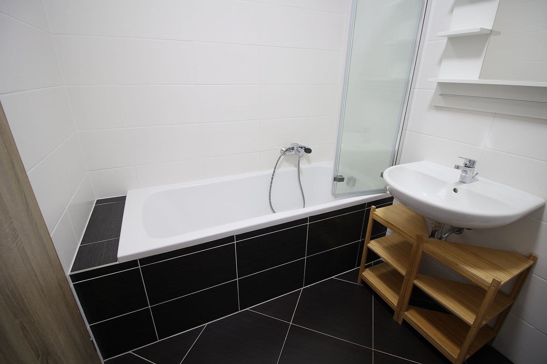 Predaj bytu 2-izbový 51 m², Mantovská, Praha, Praha Predaj bytu 2-izbový 51 m², Mantovská, Praha, Praha