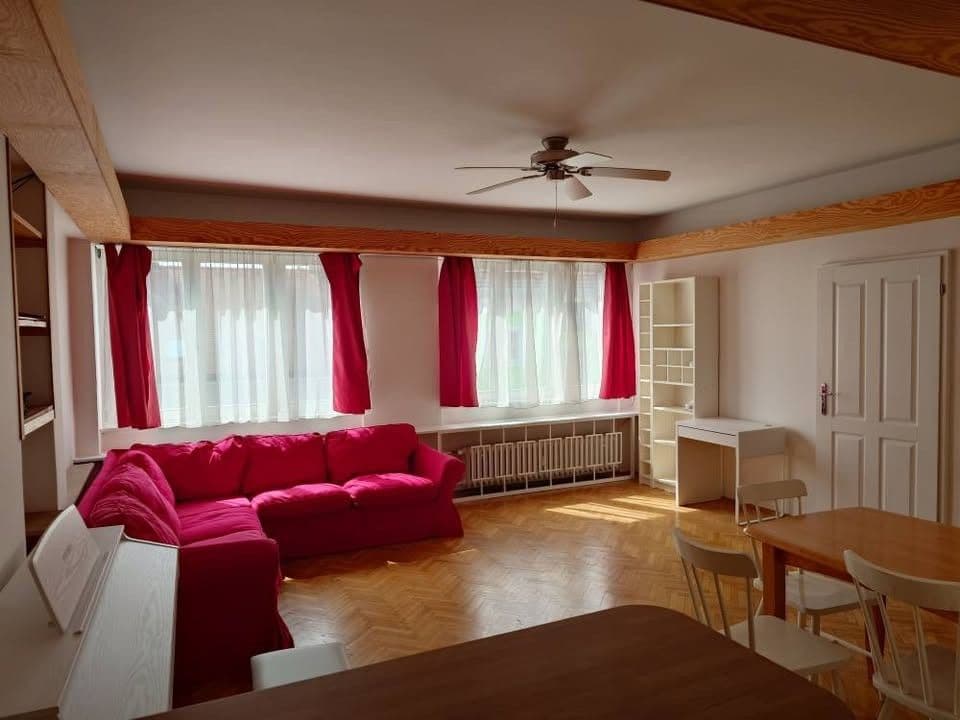 Prenájom bytu 4-izbový 95 m², Marie Cibulkové, Praha, Praha Prenájom bytu 4-izbový 95 m², Marie Cibulkové, Praha, Praha