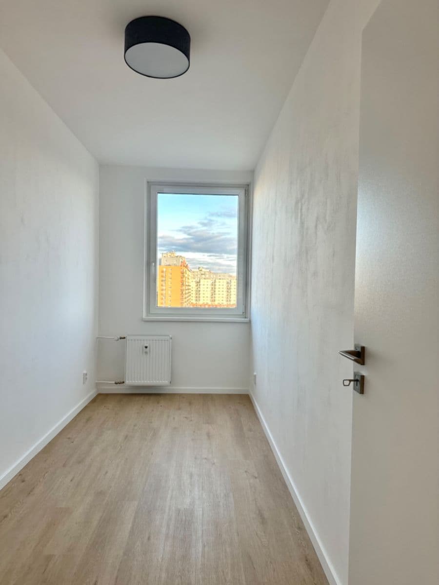 Predaj bytu 4-izbový 70 m², Pomořanská, Praha, Praha Predaj bytu 4-izbový 70 m², Pomořanská, Praha, Praha