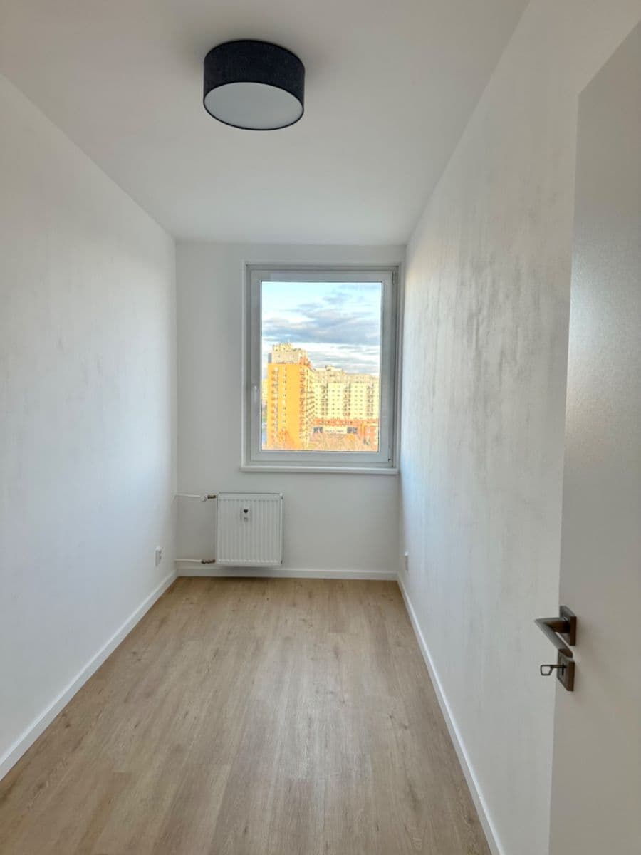 Predaj bytu 4-izbový 70 m², Pomořanská, Praha, Praha Predaj bytu 4-izbový 70 m², Pomořanská, Praha, Praha