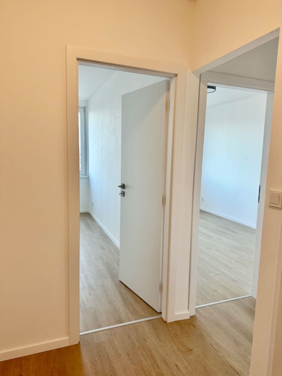 Predaj bytu 4-izbový 70 m², Pomořanská, Praha, Praha Predaj bytu 4-izbový 70 m², Pomořanská, Praha, Praha