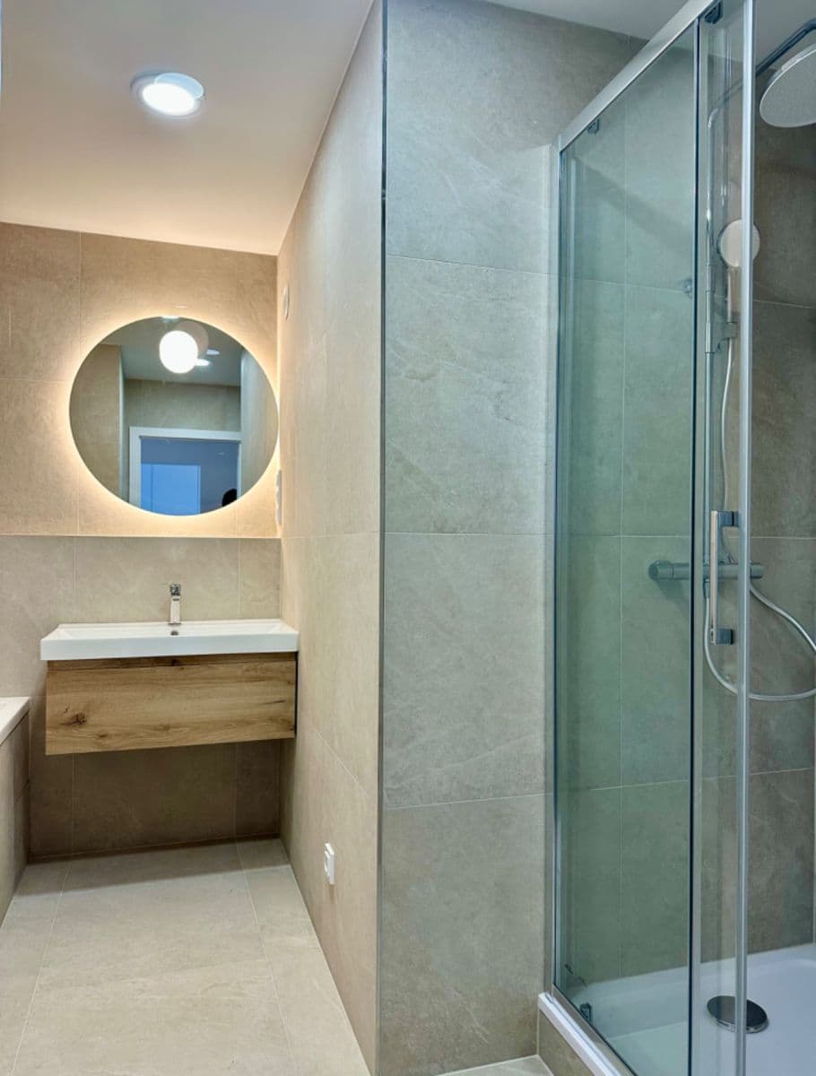 Predaj bytu 4-izbový 70 m², Pomořanská, Praha, Praha Predaj bytu 4-izbový 70 m², Pomořanská, Praha, Praha