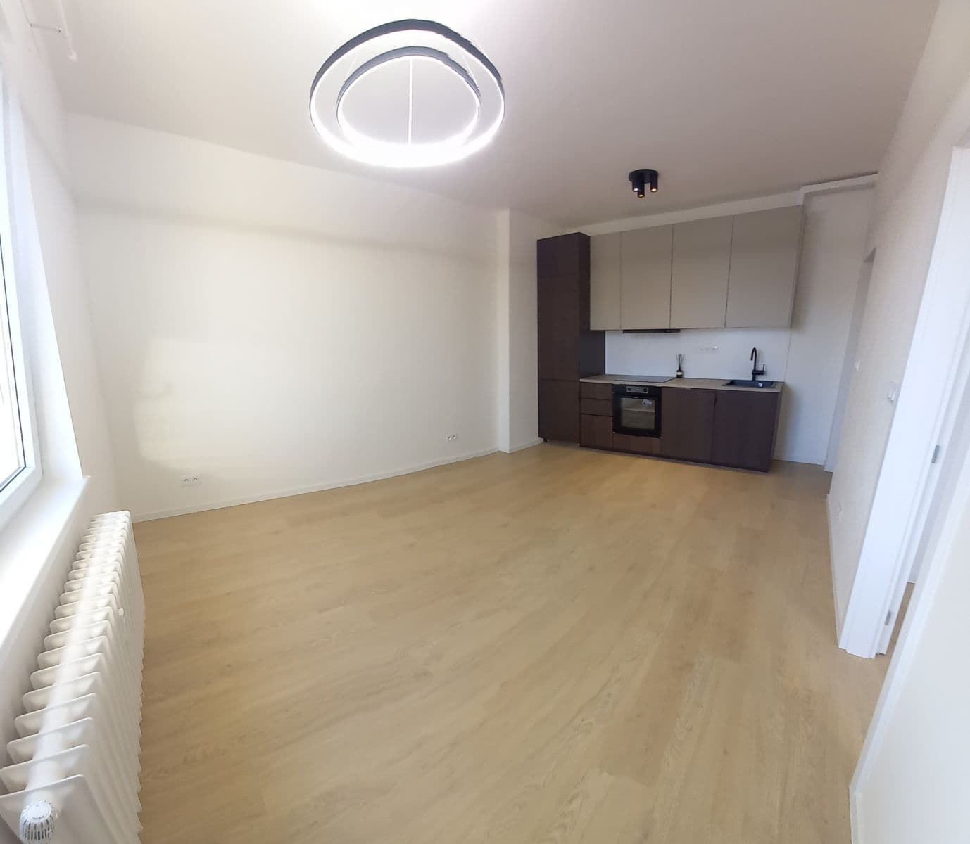 Prenájom bytu 3-izbový 54 m², Púchovská, Praha, Praha Prenájom bytu 3-izbový 54 m², Púchovská, Praha, Praha