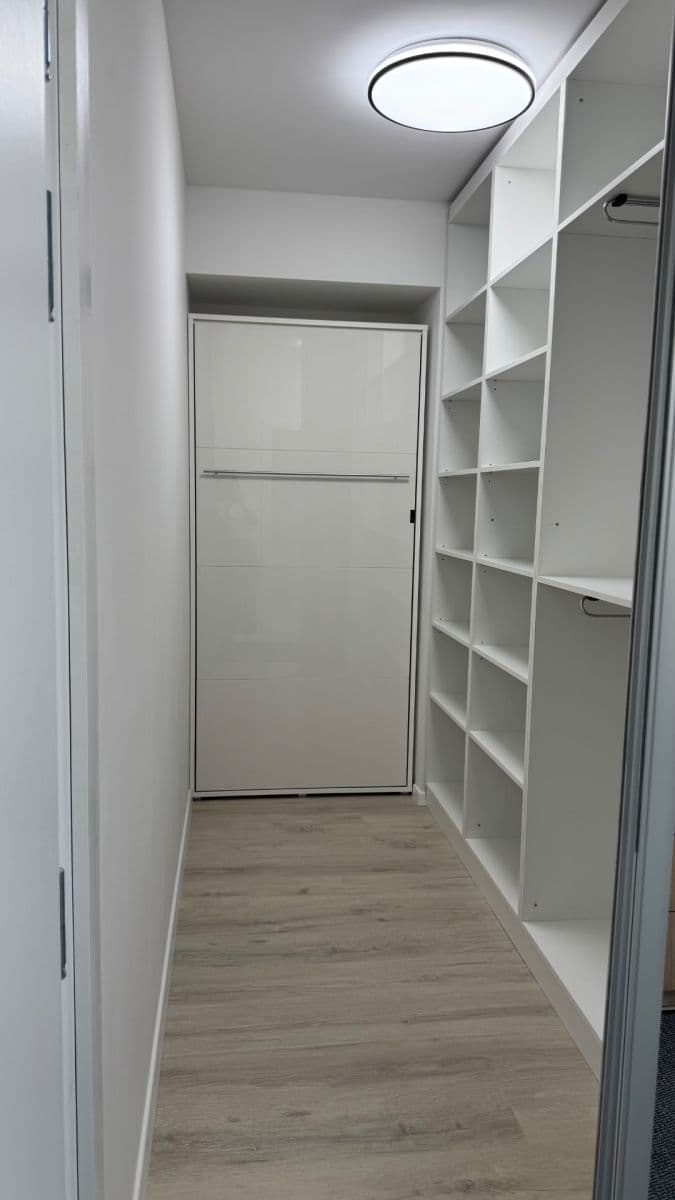 Predaj bytu 2-izbový 58 m², Hraničná, Ružinov, Bratislavský kraj Predaj bytu 2-izbový 58 m², Hraničná, Ružinov, Bratislavský kraj