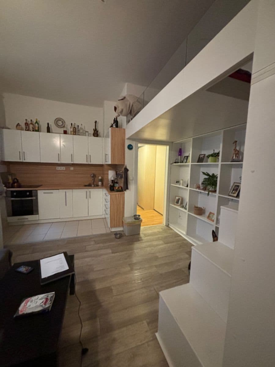 Predaj bytu 2-izbový 50 m², Bubenská, Praha, Praha Predaj bytu 2-izbový 50 m², Bubenská, Praha, Praha