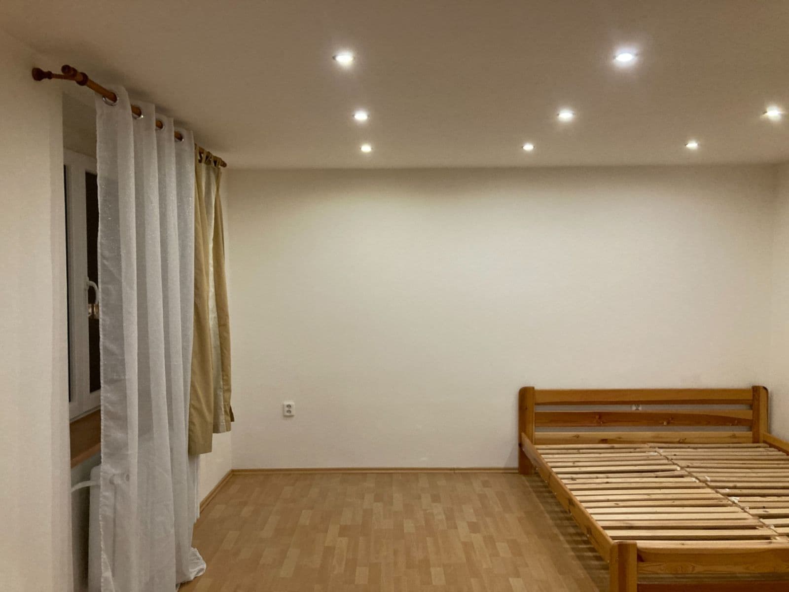 Prenájom bytu 1-izbový 30 m², Sevastopolská, Kladno, Středočeský kraj Prenájom bytu 1-izbový 30 m², Sevastopolská, Kladno, Středočeský kraj