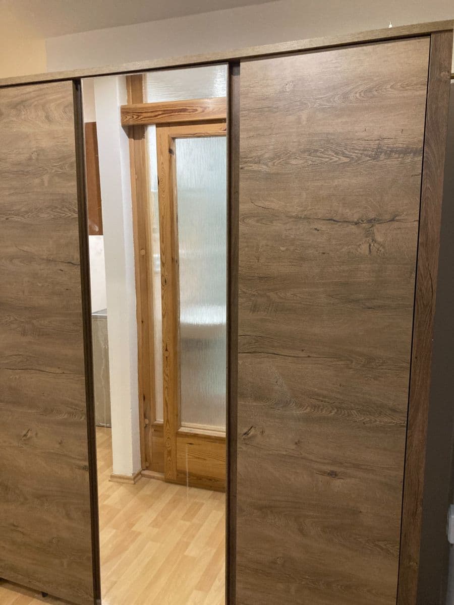 Prenájom bytu 1-izbový 30 m², Sevastopolská, Kladno, Středočeský kraj Prenájom bytu 1-izbový 30 m², Sevastopolská, Kladno, Středočeský kraj