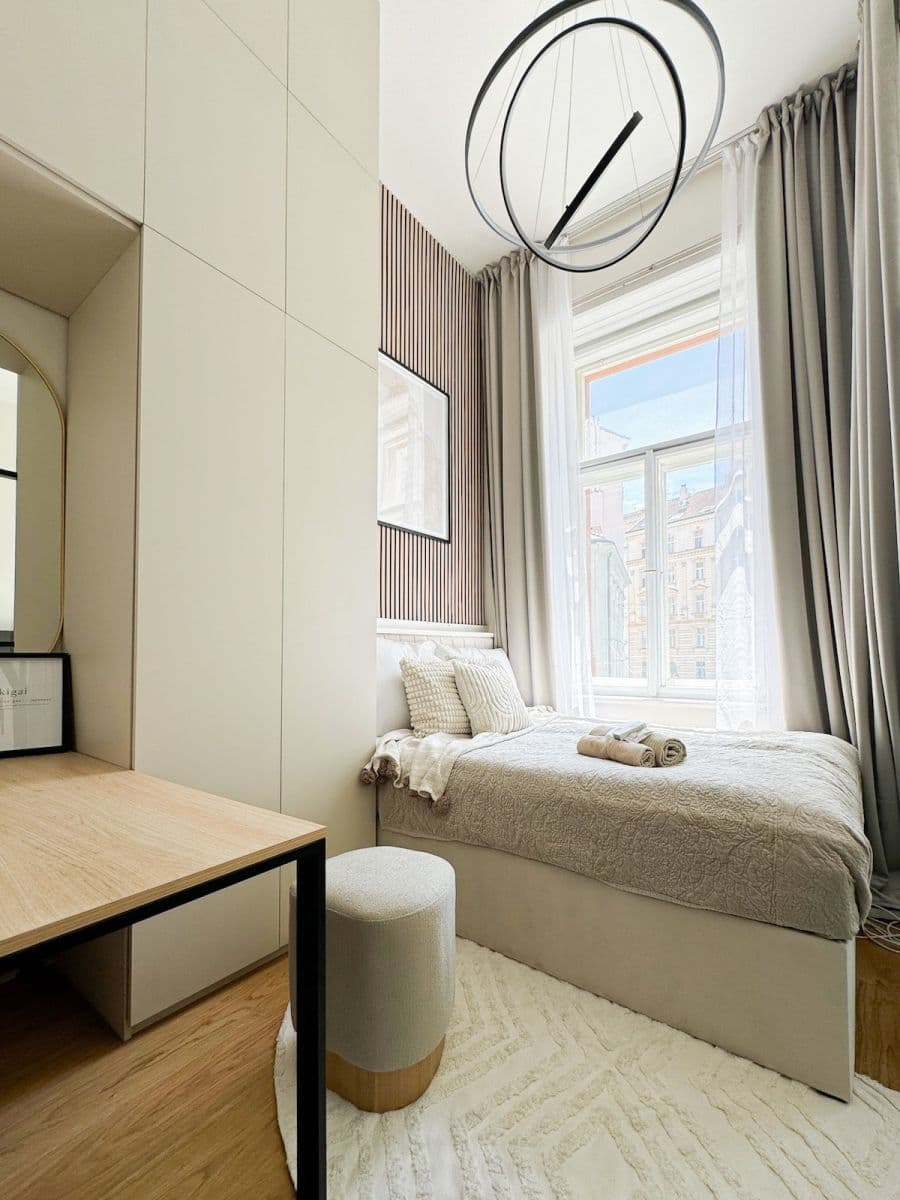 Prenájom bytu 50 m², Křemencova, Praha, Praha Prenájom bytu 50 m², Křemencova, Praha, Praha