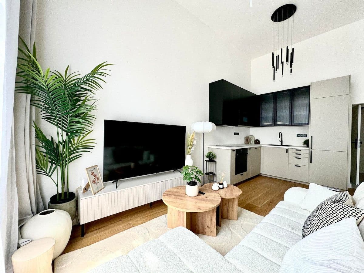 Prenájom bytu 50 m², Křemencova, Praha, Praha Prenájom bytu 50 m², Křemencova, Praha, Praha