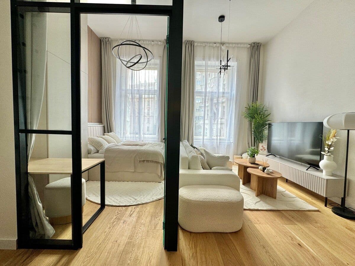 Prenájom bytu 50 m², Křemencova, Praha, Praha Prenájom bytu 50 m², Křemencova, Praha, Praha