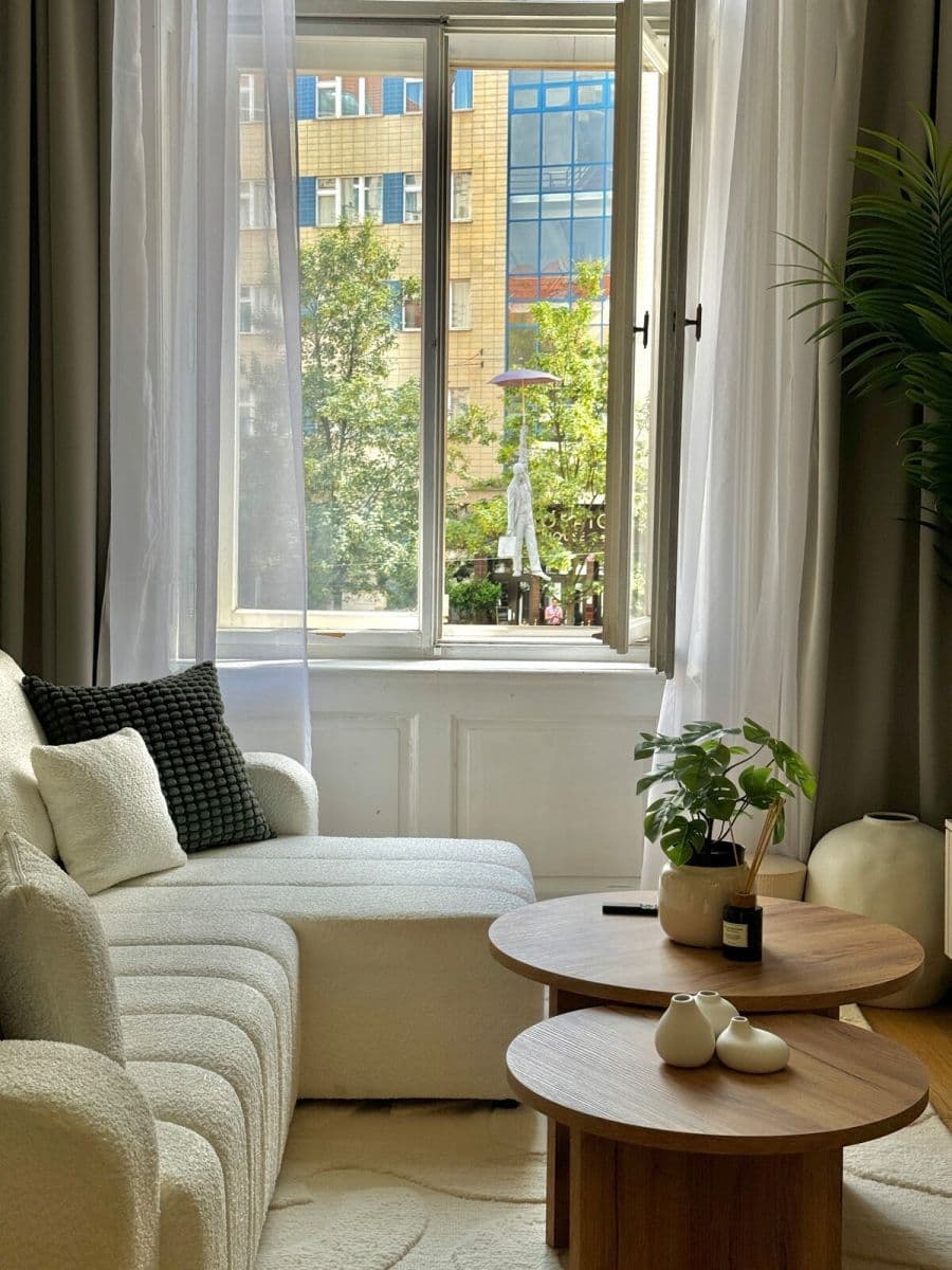Prenájom bytu 50 m², Křemencova, Praha, Praha Prenájom bytu 50 m², Křemencova, Praha, Praha