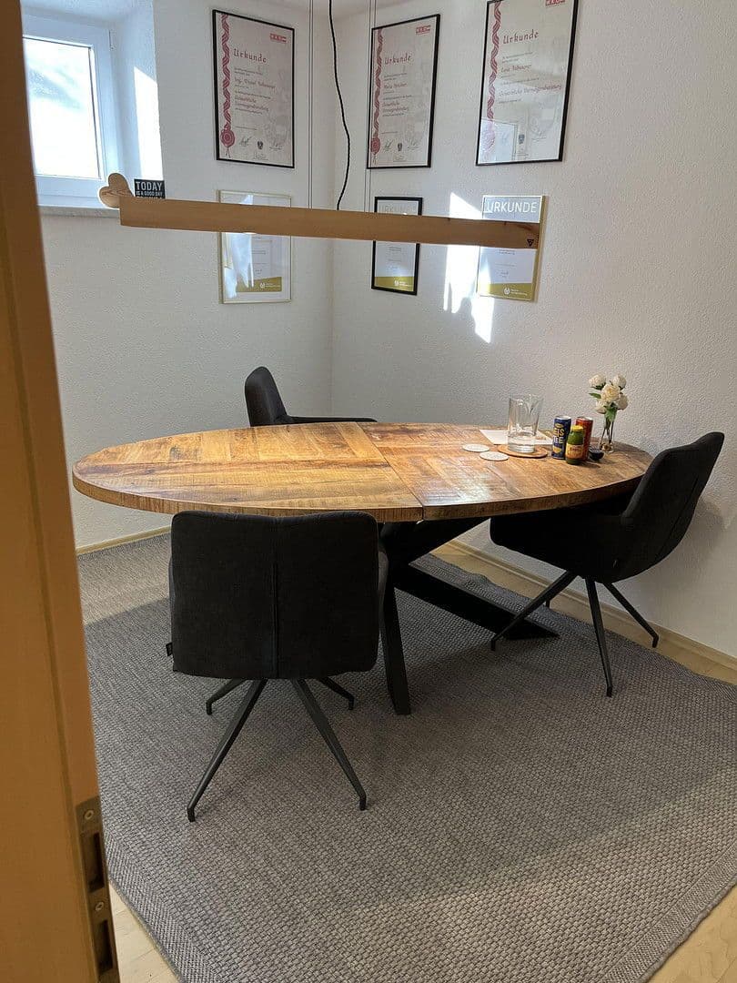 Prenájom kancelárie 60 m², Mieming, Tirolsko Prenájom kancelárie 60 m², Mieming, Tirolsko