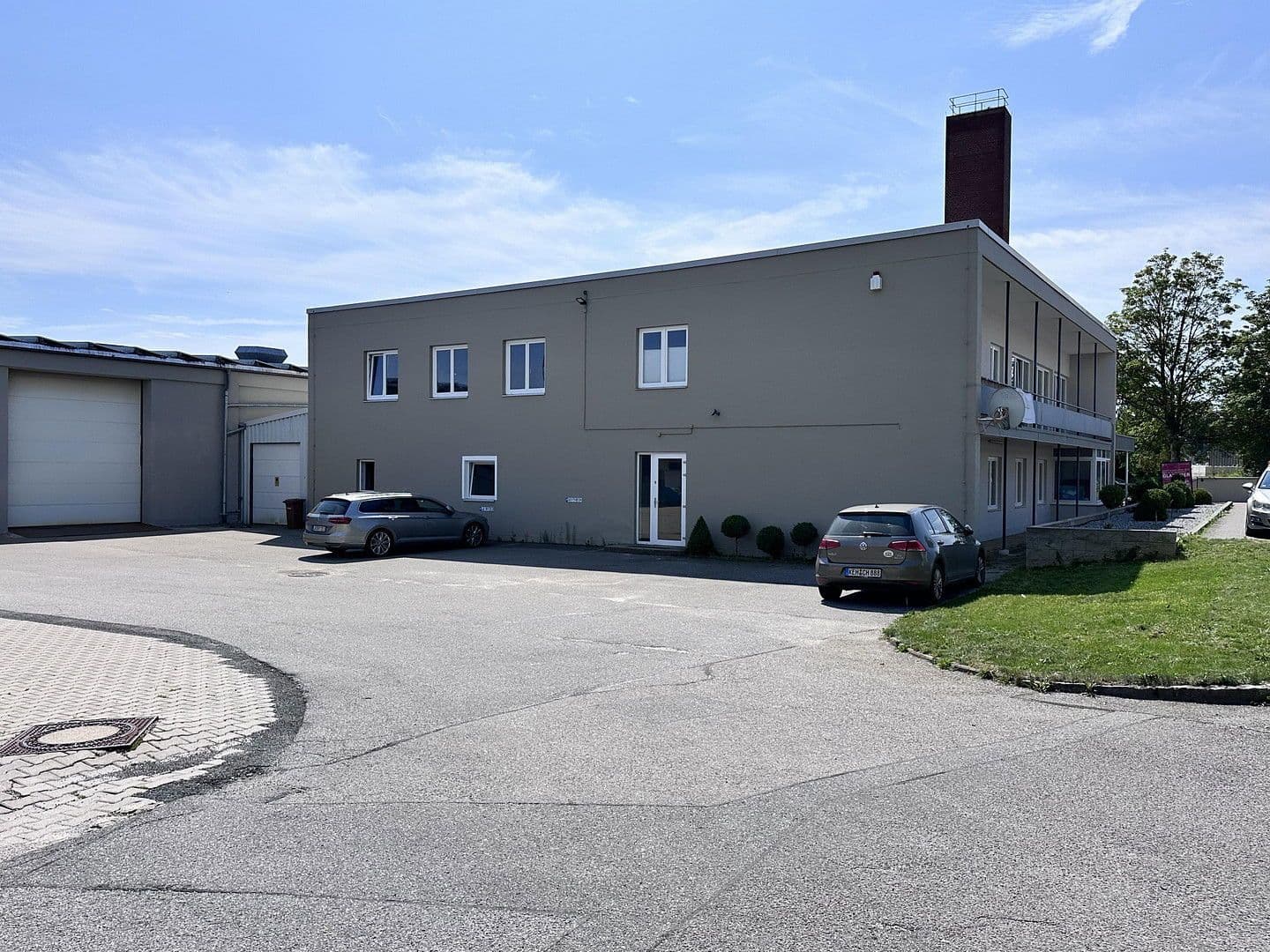 Prenájom kancelárie 800 m², Dieselstrasse 1, Rottenburg a. d. Laaber, Bavorsko Prenájom kancelárie 800 m², Dieselstrasse 1, Rottenburg a. d. Laaber, Bavorsko