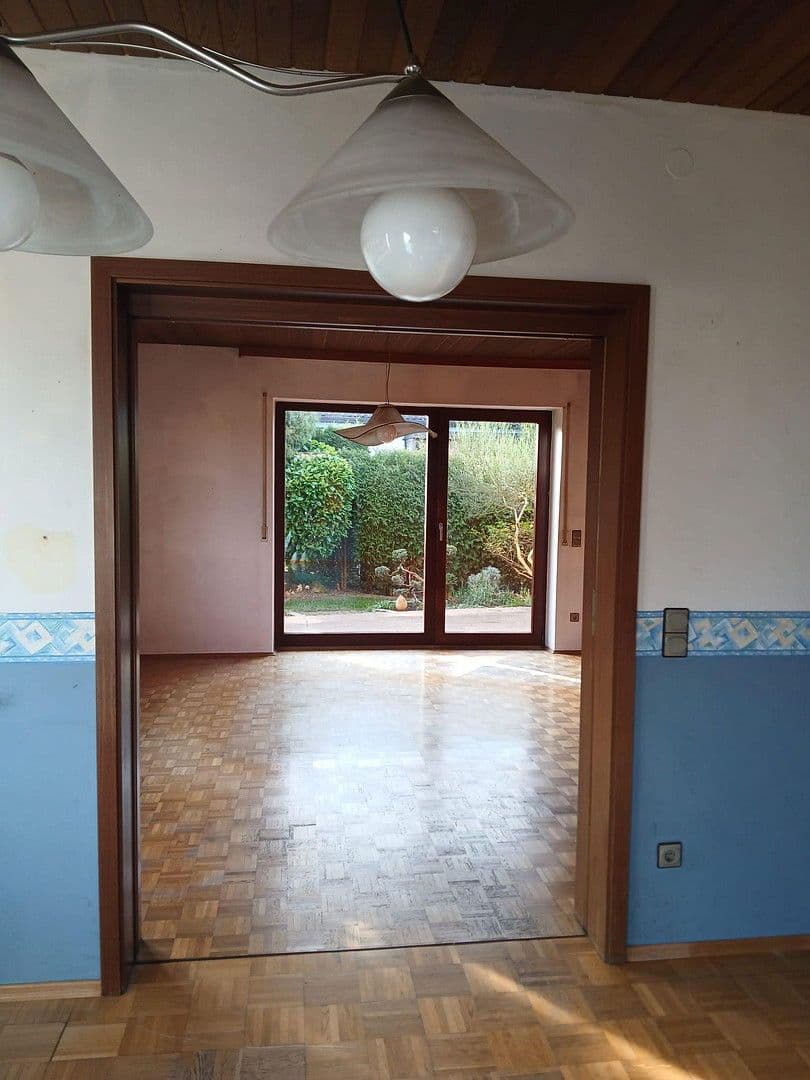 Predaj domu 128 m², pozemek 585 m², Fasanenweg 7, Pyrbaum, Bavorsko Predaj domu 128 m², pozemek 585 m², Fasanenweg 7, Pyrbaum, Bavorsko