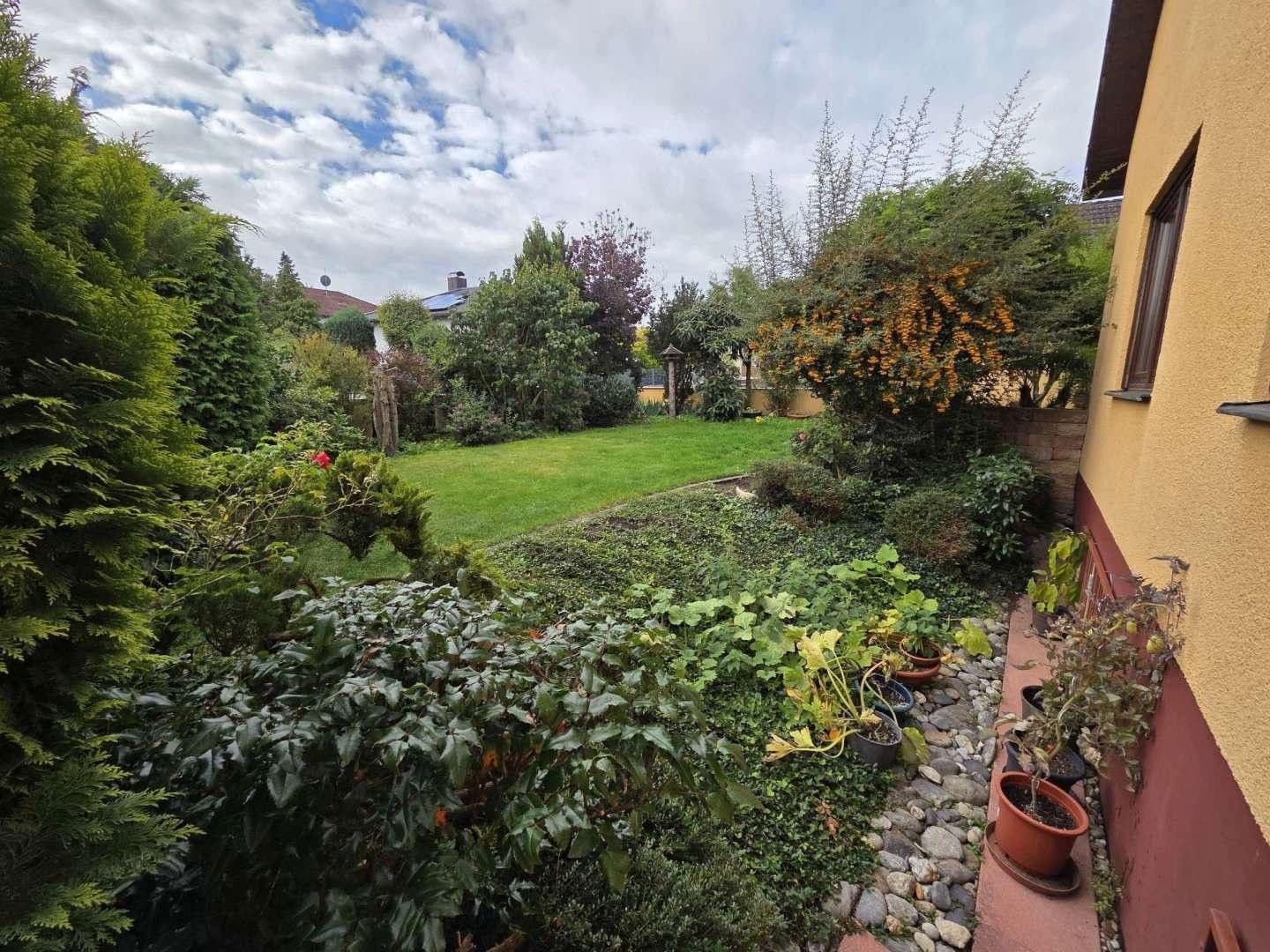 Predaj domu 128 m², pozemek 585 m², Fasanenweg 7, Pyrbaum, Bavorsko Predaj domu 128 m², pozemek 585 m², Fasanenweg 7, Pyrbaum, Bavorsko