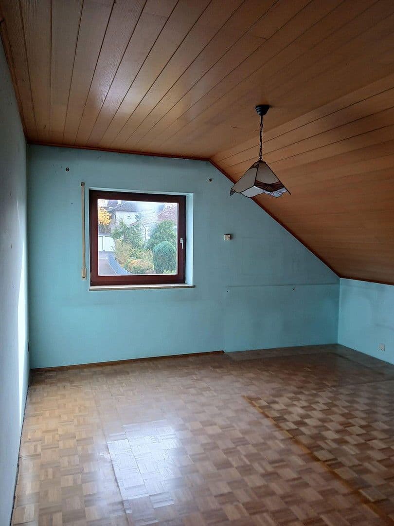 Predaj domu 128 m², pozemek 585 m², Fasanenweg 7, Pyrbaum, Bavorsko Predaj domu 128 m², pozemek 585 m², Fasanenweg 7, Pyrbaum, Bavorsko