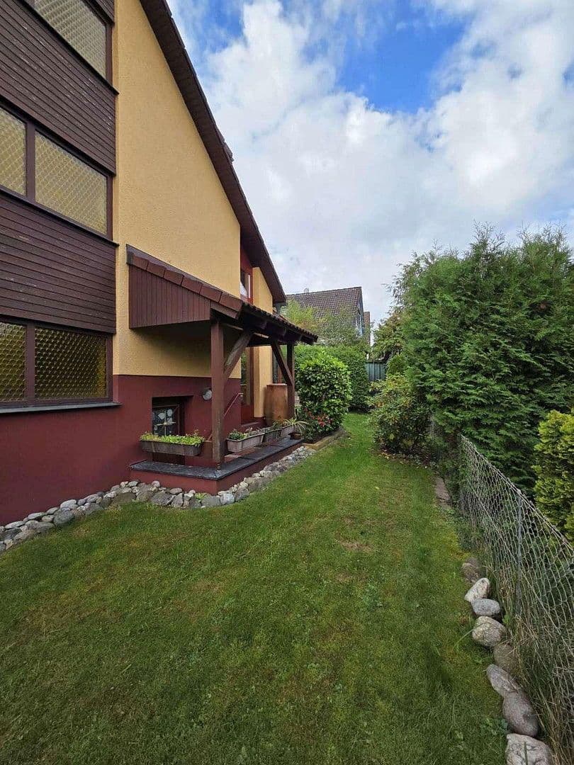 Predaj domu 128 m², pozemek 585 m², Fasanenweg 7, Pyrbaum, Bavorsko Predaj domu 128 m², pozemek 585 m², Fasanenweg 7, Pyrbaum, Bavorsko