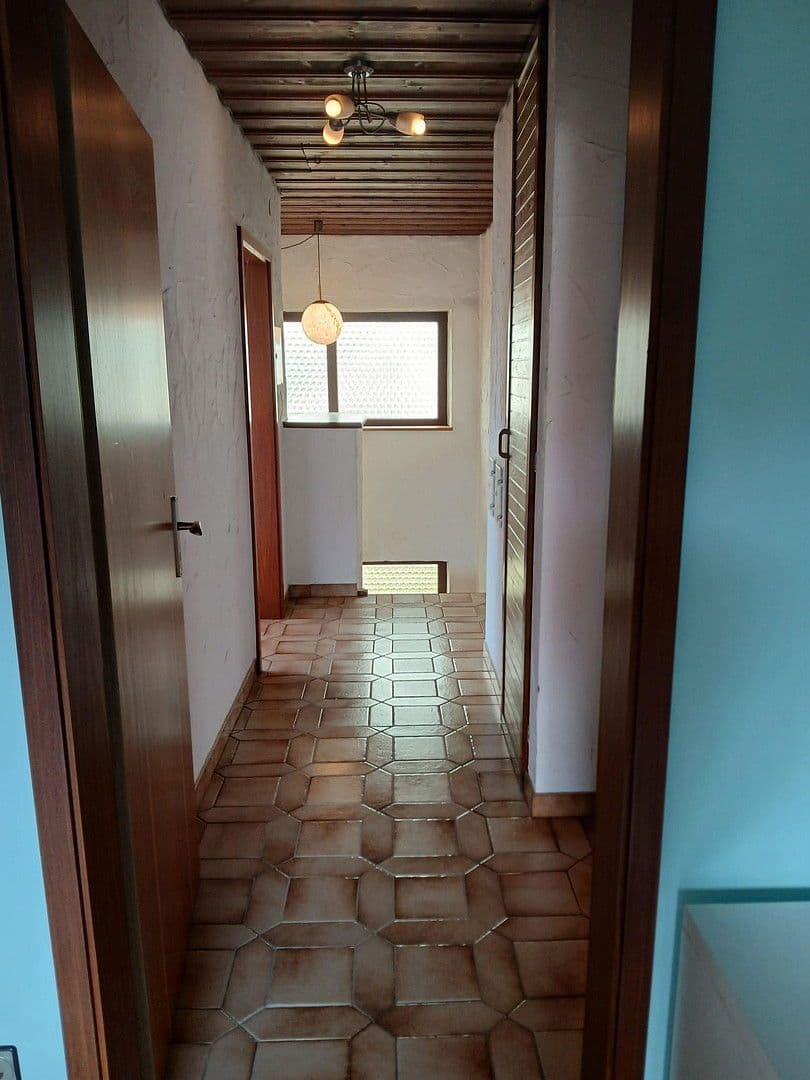 Predaj domu 128 m², pozemek 585 m², Fasanenweg 7, Pyrbaum, Bavorsko Predaj domu 128 m², pozemek 585 m², Fasanenweg 7, Pyrbaum, Bavorsko