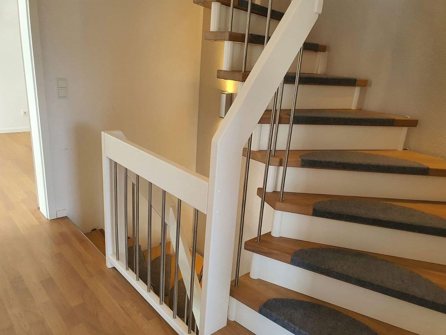 Predaj domu 175 m², pozemek 195 m², München, Bavorsko Predaj domu 175 m², pozemek 195 m², München, Bavorsko