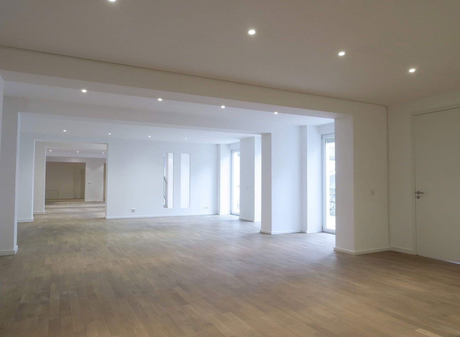 Prenájom domu 650 m², pozemek 3.000 m², Friedrichstraße 125, Berlin, Berlín Prenájom domu 650 m², pozemek 3.000 m², Friedrichstraße 125, Berlin, Berlín