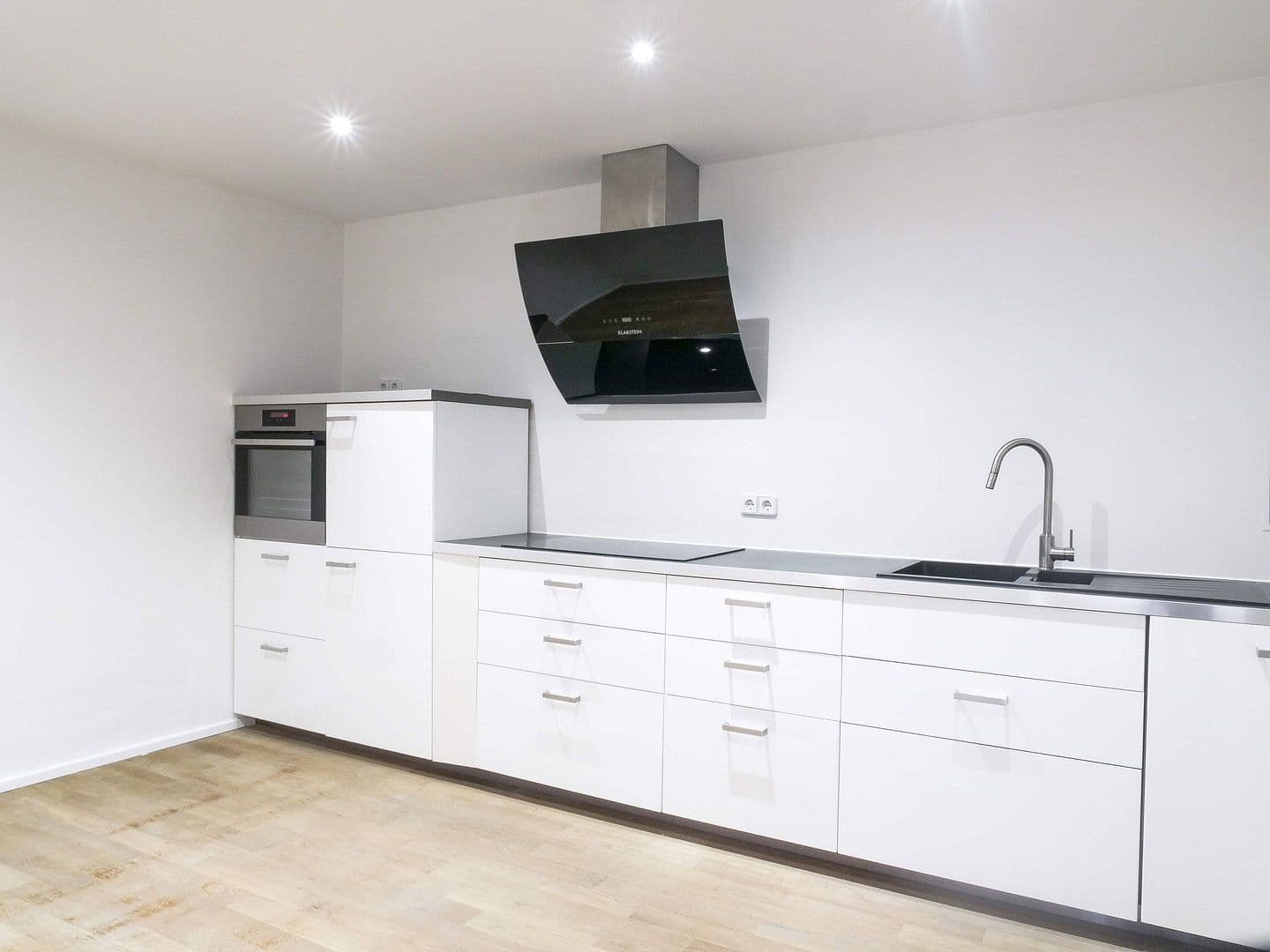 Prenájom domu 650 m², pozemek 3.000 m², Friedrichstraße 125, Berlin, Berlín Prenájom domu 650 m², pozemek 3.000 m², Friedrichstraße 125, Berlin, Berlín