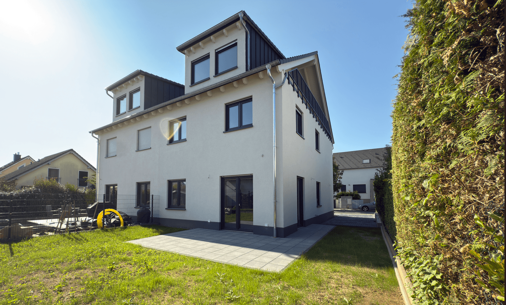 Predaj domu 143 m², pozemek 210 m², Nidderau, Hesensko Predaj domu 143 m², pozemek 210 m², Nidderau, Hesensko