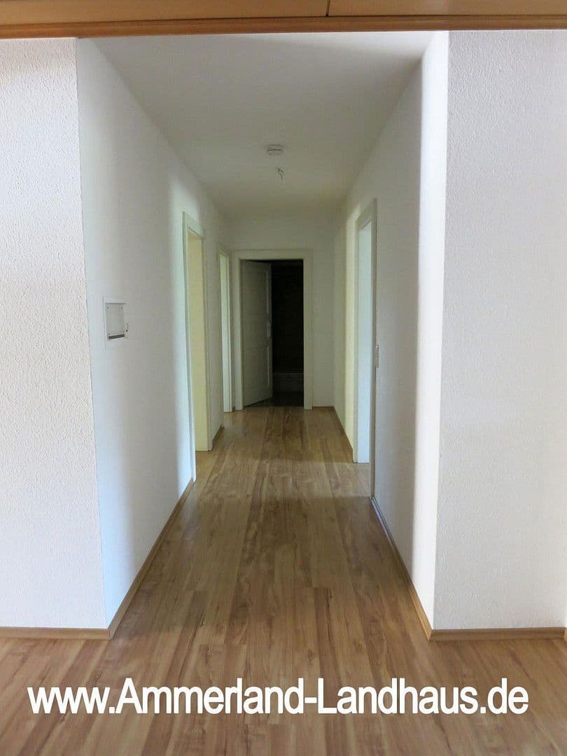 Predaj domu 310 m², pozemek 8.127 m², Westerstede, Dolné Sasko Predaj domu 310 m², pozemek 8.127 m², Westerstede, Dolné Sasko