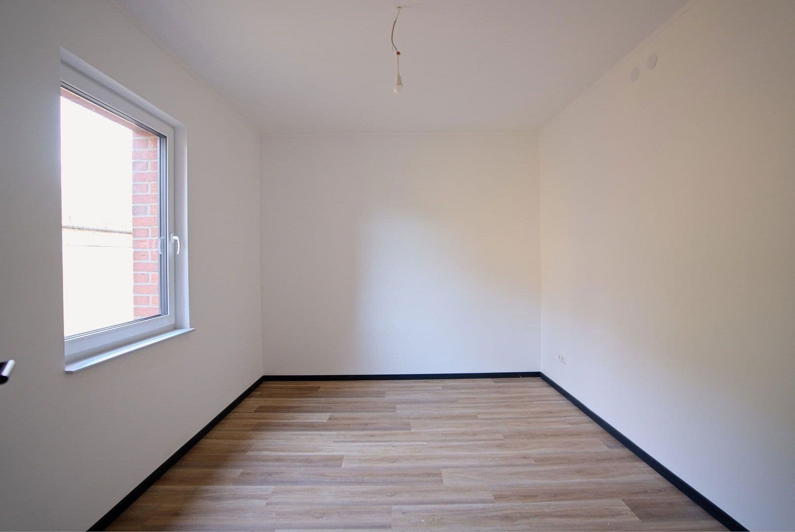 Prenájom bytu 4-izbový 118 m², Herrenruhmweg 9, Trittau, Šlezvicko-Holštajnsko Prenájom bytu 4-izbový 118 m², Herrenruhmweg 9, Trittau, Šlezvicko-Holštajnsko