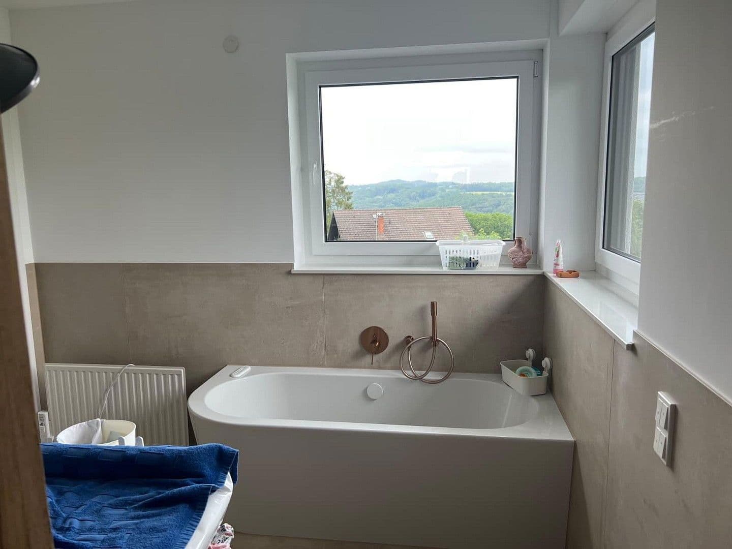 Prenájom domu 180 m², pozemek 520 m², Im Königsfeld 29 a, Sankt Katharinen, Porýnie-Falcko Prenájom domu 180 m², pozemek 520 m², Im Königsfeld 29 a, Sankt Katharinen, Porýnie-Falcko