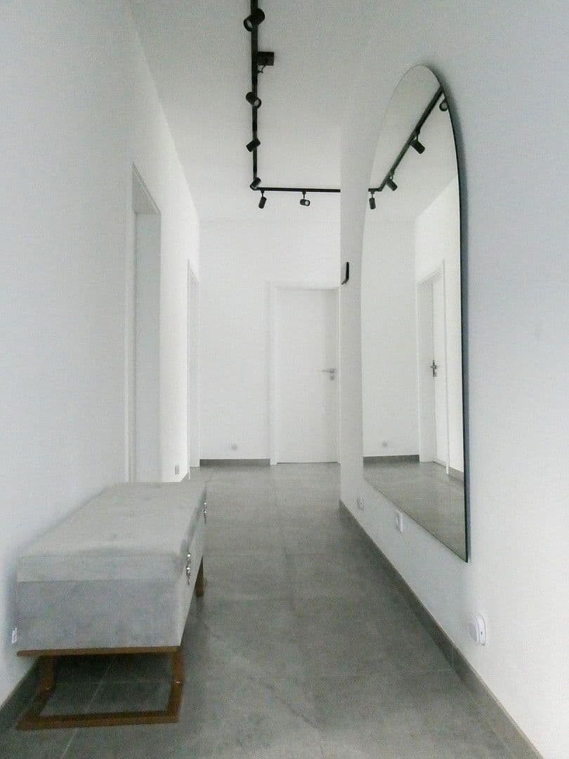 Prenájom domu 167 m², pozemek 1.730 m², Waldkappel, Hesensko Prenájom domu 167 m², pozemek 1.730 m², Waldkappel, Hesensko