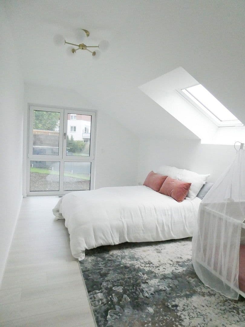 Prenájom domu 167 m², pozemek 1.730 m², Waldkappel, Hesensko Prenájom domu 167 m², pozemek 1.730 m², Waldkappel, Hesensko